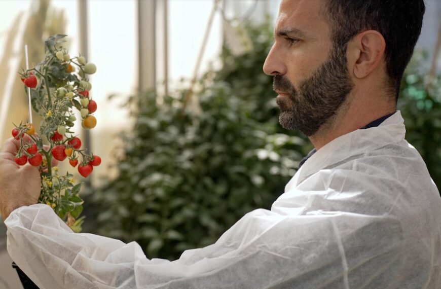 Argentinian Startup Apolo Biotech Replaces Chemical Pesticides with RNA Technology