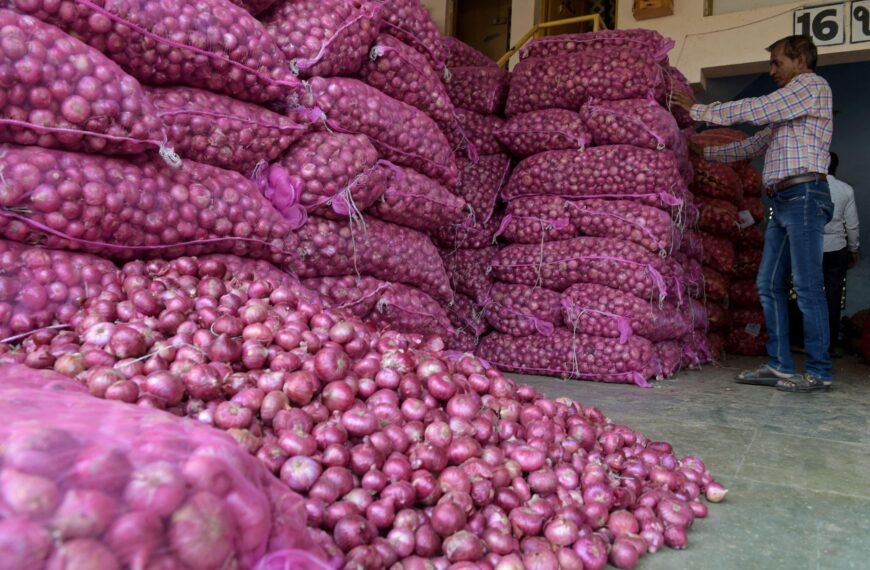 Govt Procures Over 1 Lakh Tonnes of Onion&hellip;