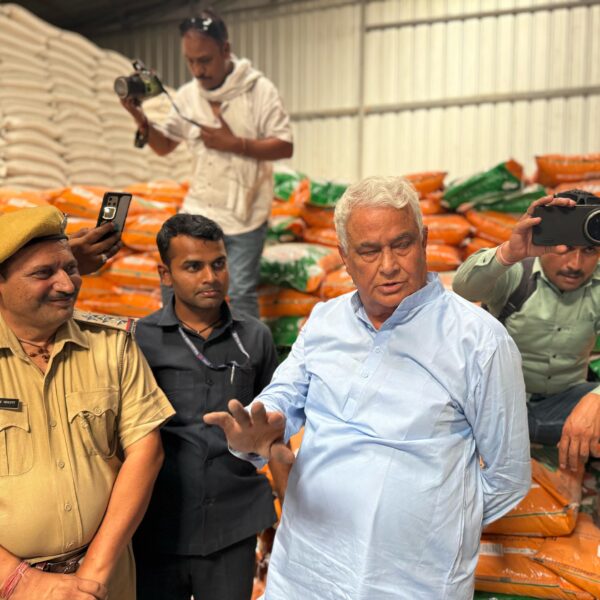 Rajasthan Agriculture Minister Seizes 64,000 Fake Fertilizer Bags,&hellip;