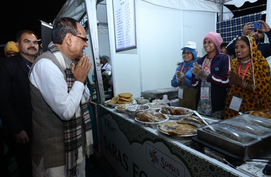 Union Minister Shivraj Singh Chouhan Inaugurates Saras Aajeevika Food Festival 2025 in New Delhi
